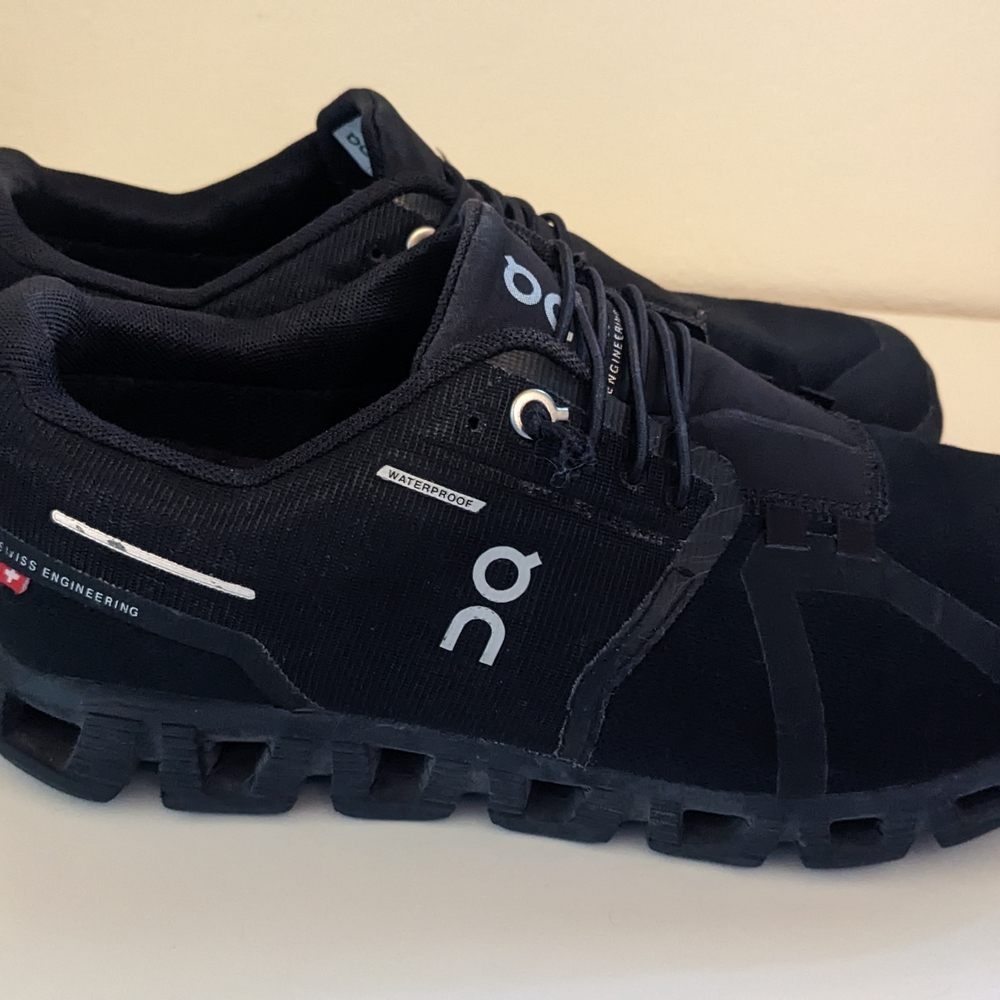 On Running Women's Black Athletic Shoes